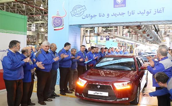 با انجام تغییرات گسترده در مدل های جدید، تولید انبوه دنا جوانان و تارای سال ایران خودرو آغاز شد