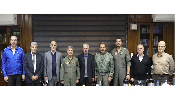  تقدیر از فرماندهان عملیات اچ۳ نیروی هوایی ارتش ایران در جنگ با عراق